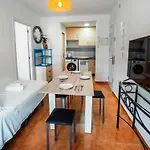 Escuela Village Διαμέρισμα