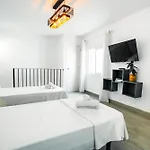Escuela Village Διαμέρισμα Μαρμπέλλα