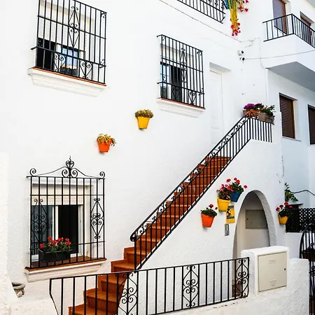 Escuela Village Apartment Marbella