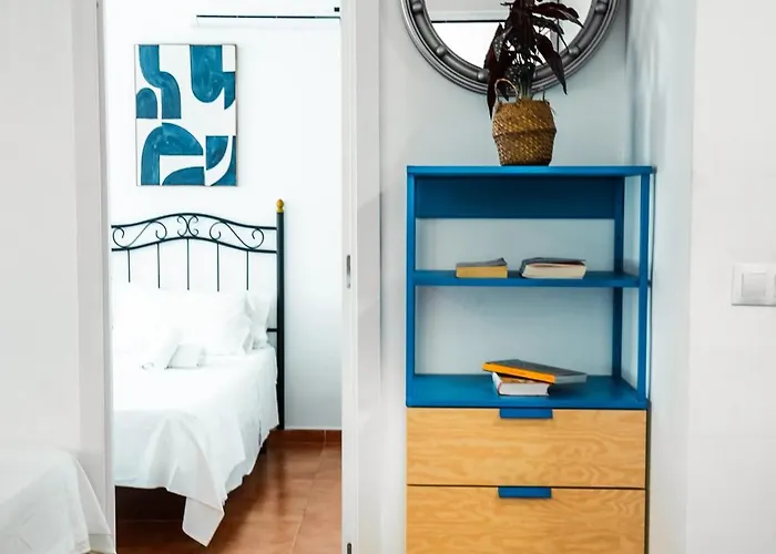 公寓 Escuela Village *